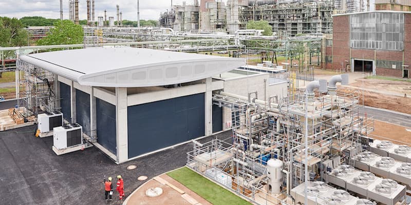 Electrolyzer hydrogen production plant